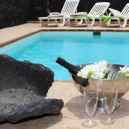 Villas Los Claveles Apartment *